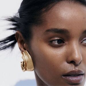 Zara Spiral Earrings in Gold Tone